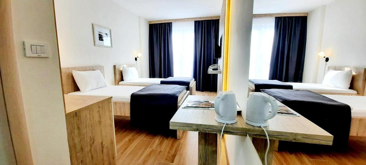 Hotel Doa Скопие Екстериор снимка