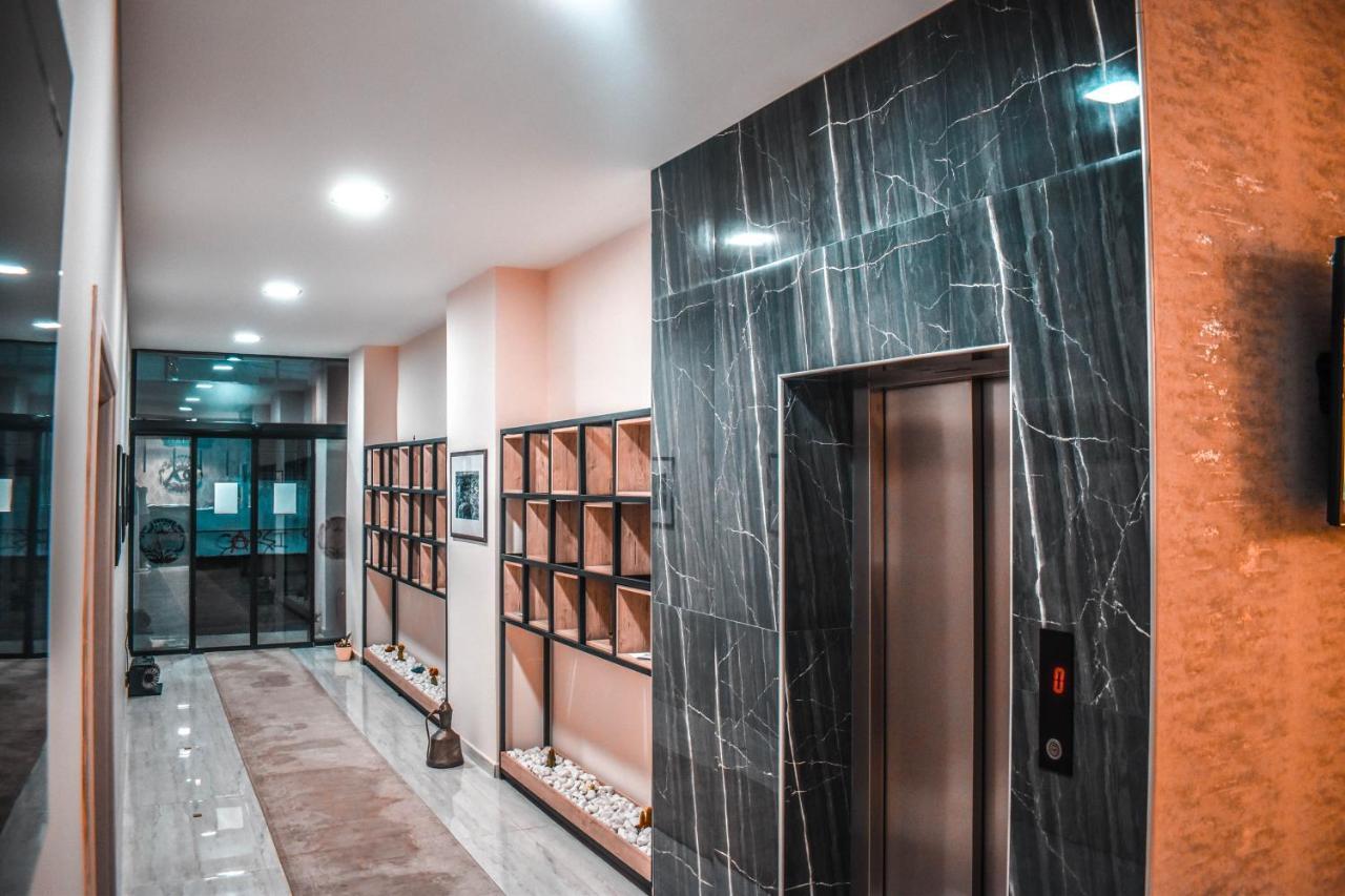 Hotel Doa Скопие Екстериор снимка