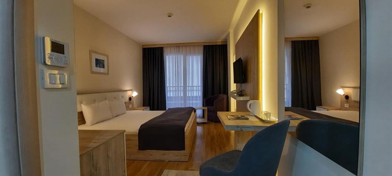Hotel Doa Скопие Екстериор снимка